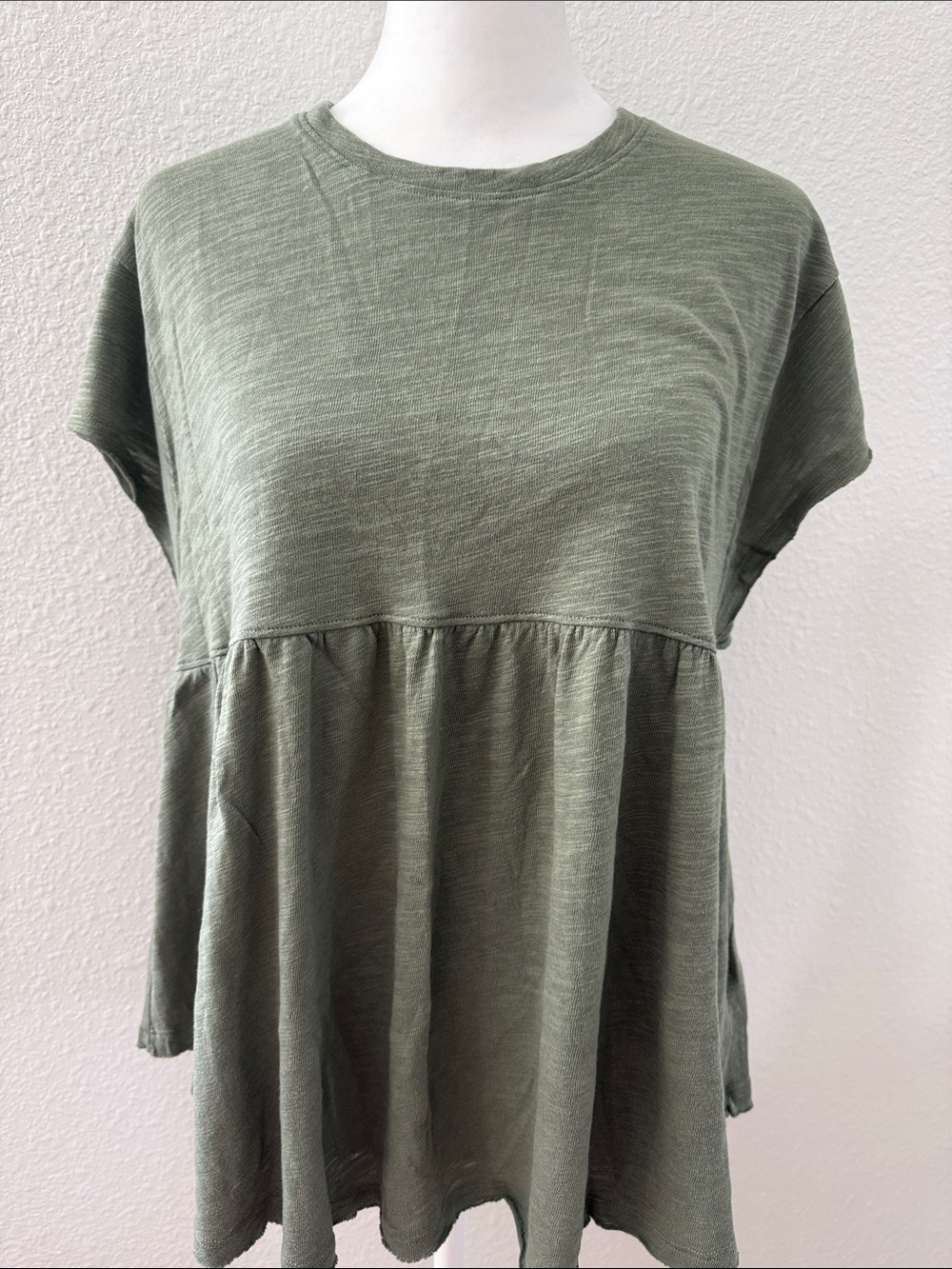 American Eagle Outfitters Olive Green Babydoll Short Sleeve Top